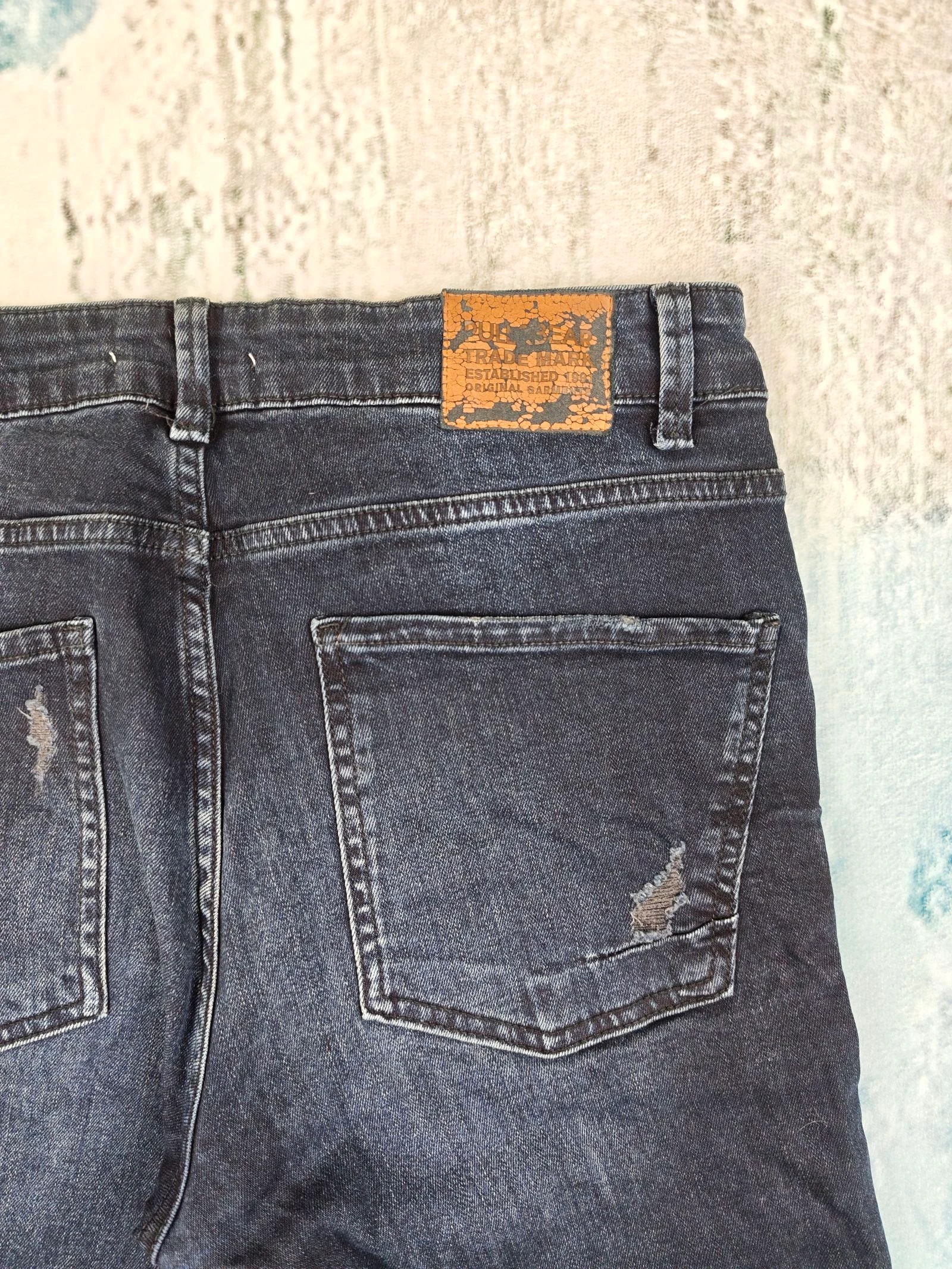 Pull&Bear Calças Skinny Ripped para Homem com Bainha Bruta e Estilo Y2K Streetwear Azul Escuro Tamanho 40 – photo 19